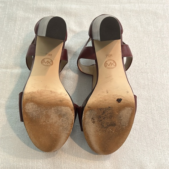 Michael Kors Women’s Leather Heels Wine Red Color Size 7.5 Like new condition - Picture 15 of 15